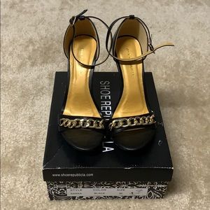Shoe Republic LA 4 Inch Heels w/ Gold Chain